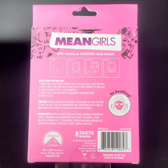 Mean Girls Pink Burn Book‎ 5 Pack Vanilla Scented Face Mask Lindsay Lohan NIB - Picture 5 of 5